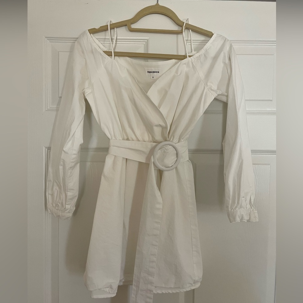 Superdown white off the shoulder dress with belt. Size small